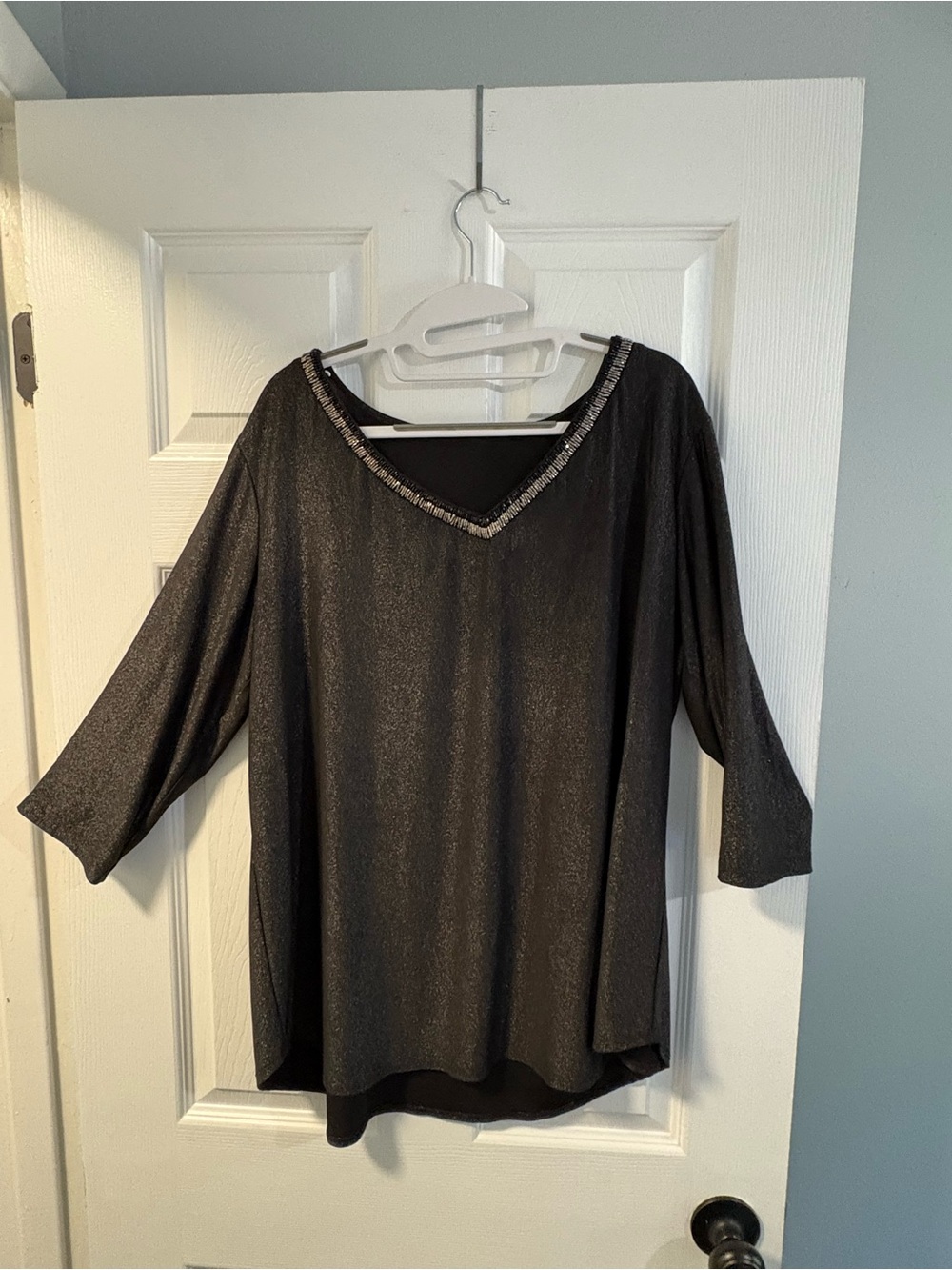 New Directions- Women's Black Metallic V-Neck Embellished Top- 2X